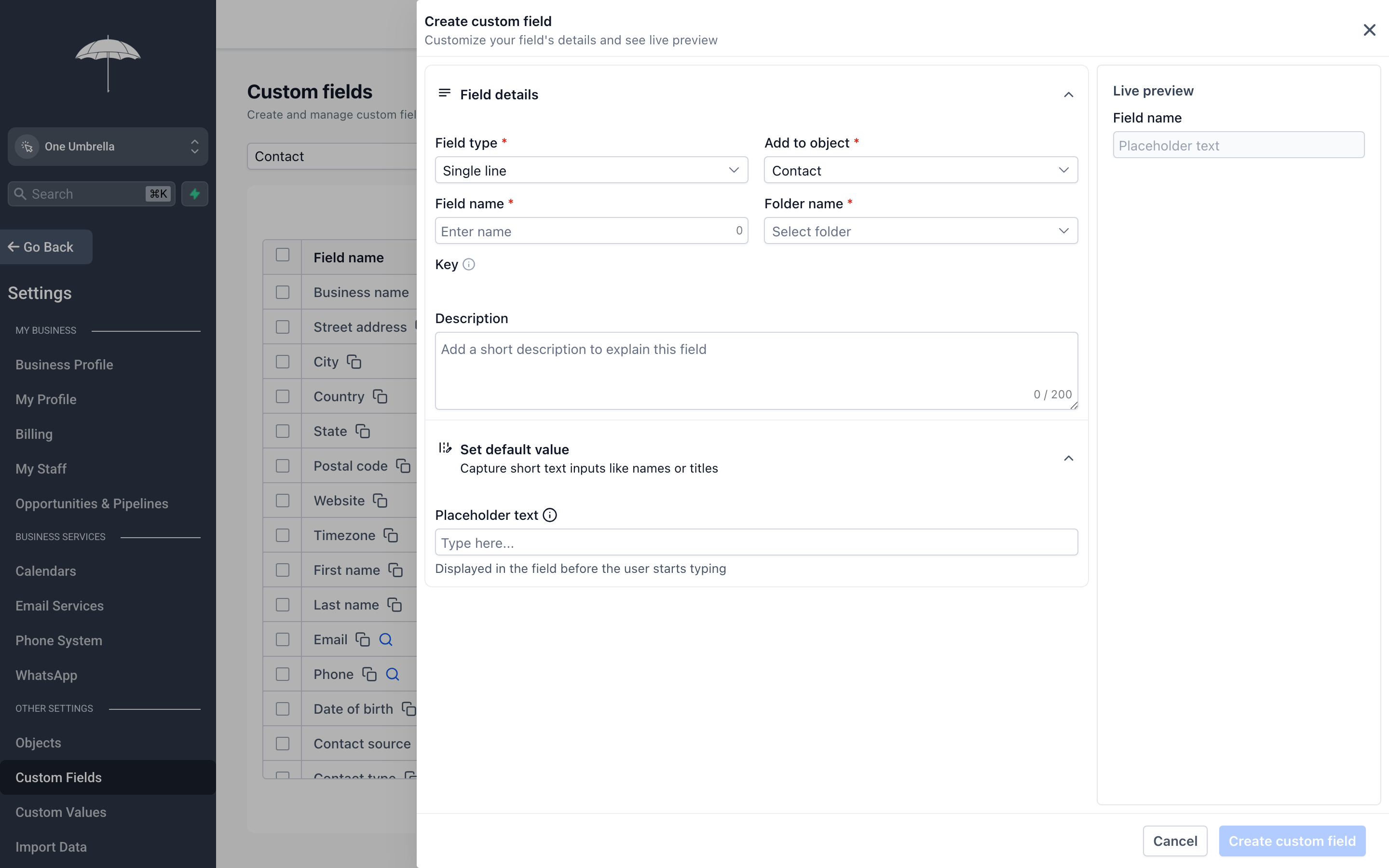 New custom field dialog showing the label input, field type selector, and options for applying the field to contacts or opportunities